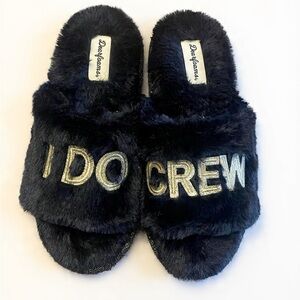 Dearfoams Black Slippers with Gold Accents size 5/6n nwot